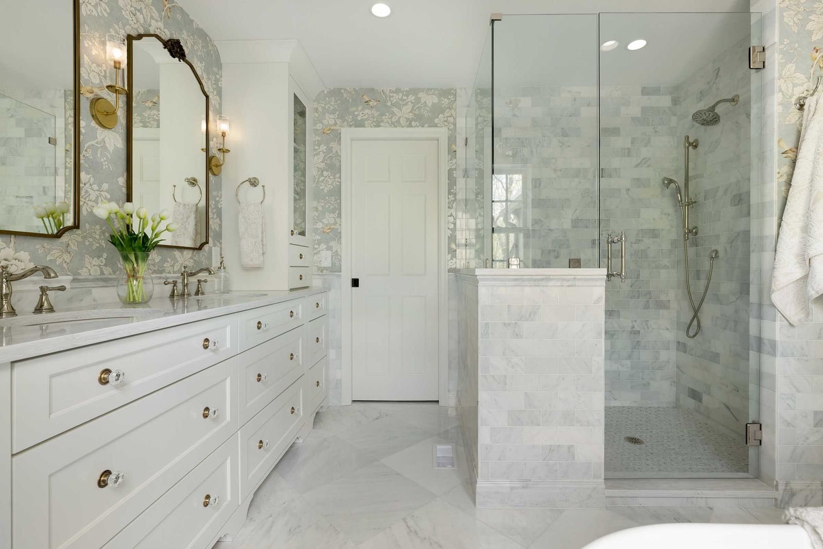 Bryn Mawr primary bath — Bathrooms