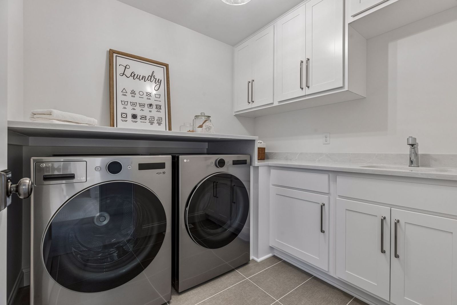 Ewing Elegance laundry — Laundry Rooms