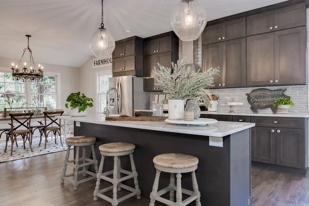 Italian Waves quartz countertops installed in a home