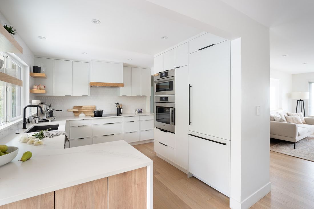 Calacatta Themis quartz countertops installed in a home