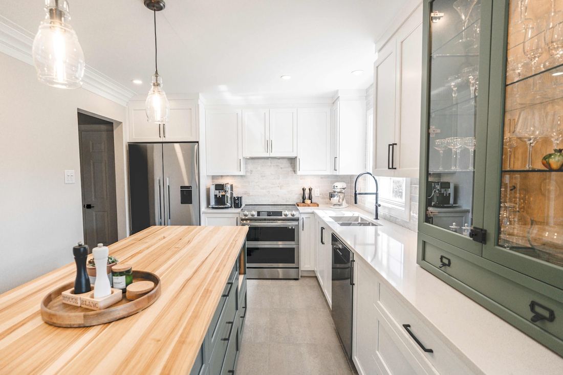 Halcyon quartz countertops installed in a home
