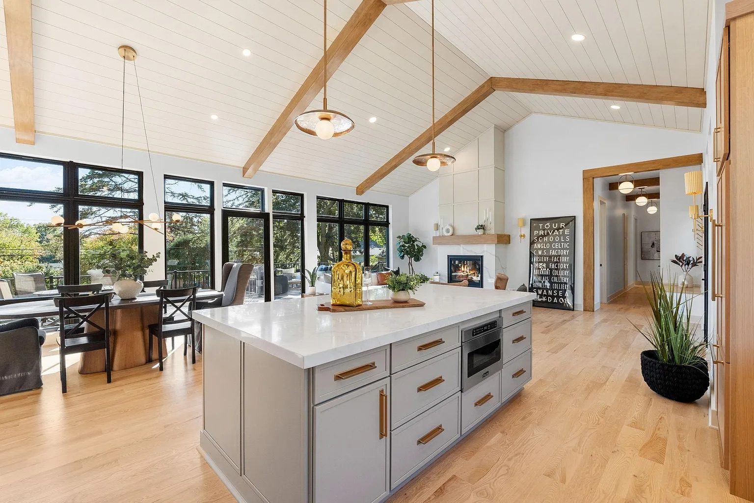 Edgecumbe Residence — St. Paul, MN